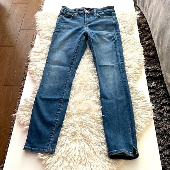 bebe Denim - Bebe mid-rise Skinny Jeans. Fall & Back 2 School Ready!